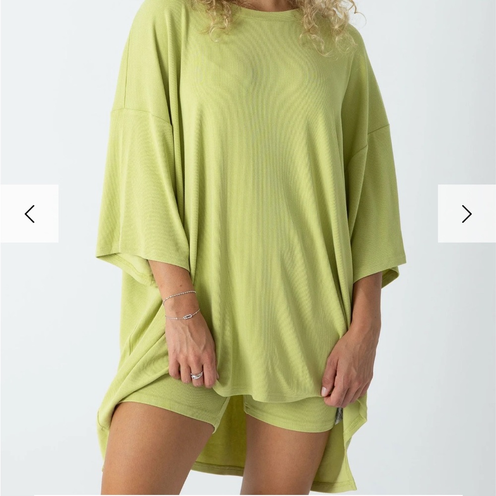 The Foxy Kind All Weekend Long Set in Lime